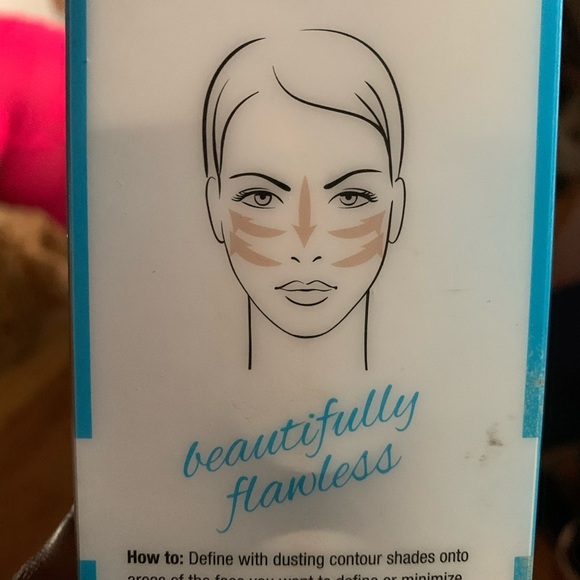 Makeup Brush - Picture 4 of 4